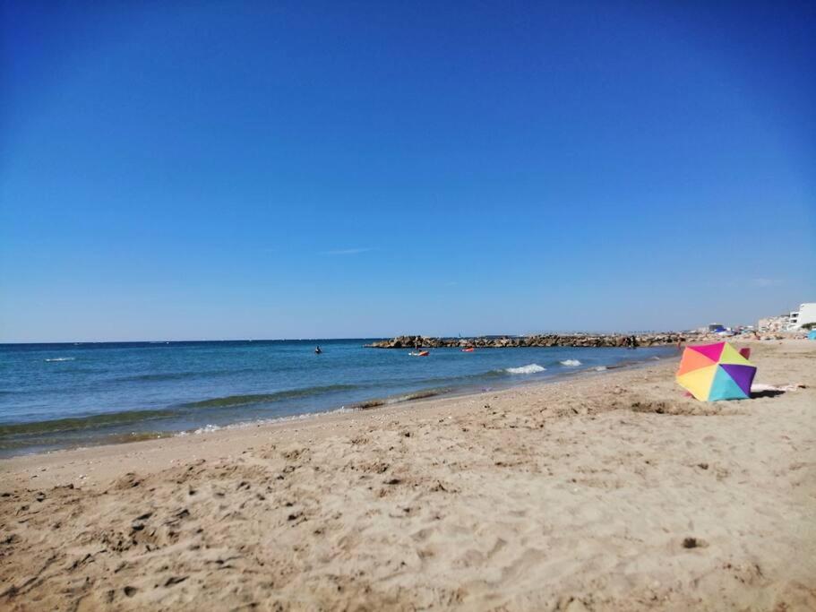 Apartamento Un Sejour Les Pieds Dans L'Eau Palavas-les-Flots Exterior foto